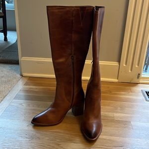 DIBA True leather boots. NEW IN BOX! Never worn! Size 9